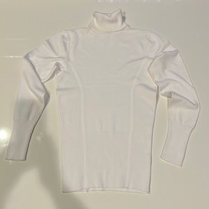 Reitmans Turtleneck white sweater
